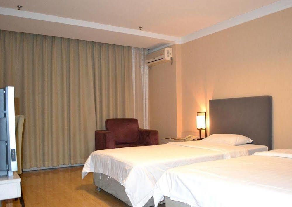 Weihai Sophia Hotel Exterior photo